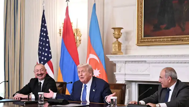 Aliyev, Ermenistan’a Anayasa Çağrısı Yaptı: Zaman Kaybına Gerek Yok