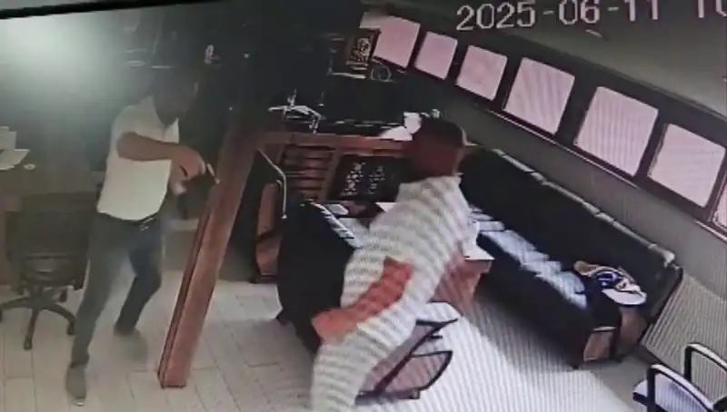 Alacak Verecek Tartışması Kanlı Bir Çatışmaya Dönüştü: İş İnsanı Öldürüldü