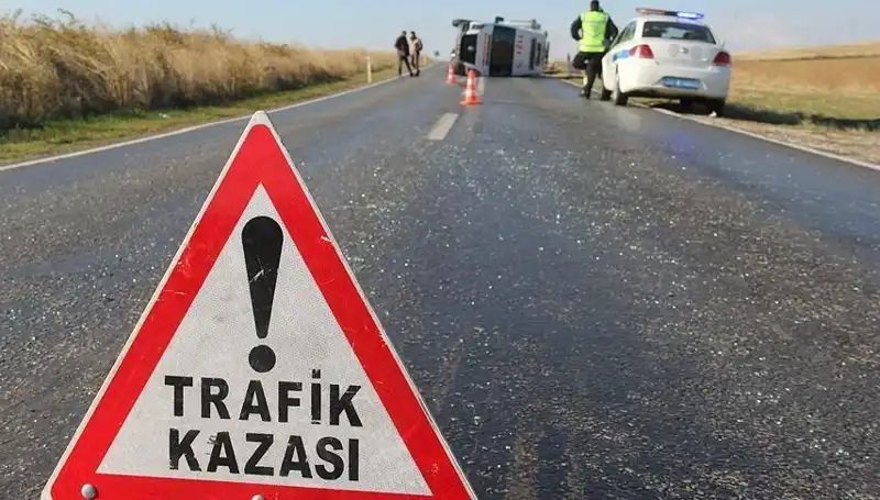 Niğde'de Zincirleme Kaza Gerçekleştirdi: 16 Yaralıya Dikkat Çeken Olay