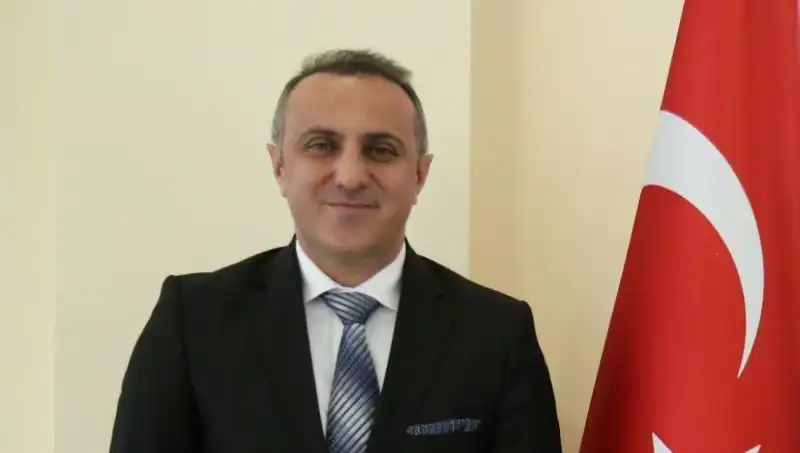 Gümüşhane Üniversitesi'nde Yeni Dönem: Rektör Prof. Dr. Oktay Yıldız Kimdir?