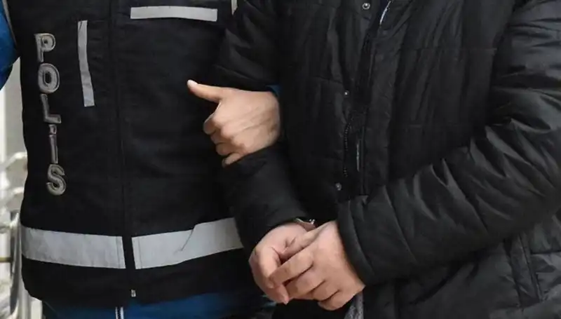 Emniyet ve TSK'da FETÖ'ye Karşı Dev Operasyon: Gözaltılar ve Tutuklamalar