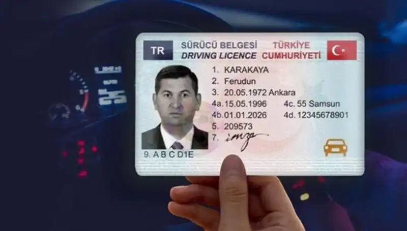 Eski Sürücü Belgeleri İçin Yenileme Süresi Daralıyor: NVİ Uyarıları