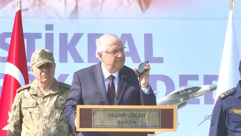 Cumhurbaşkanı Erdoğan, Mehmetçiğin Bayramını Coşkuyla Kutladı: Vatanseverlik Mesajı