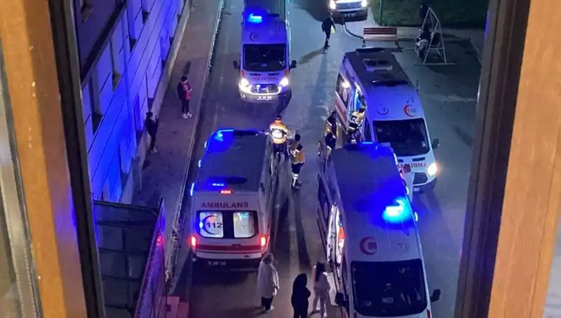 Zehirlenme Skandalı: 53 Öğrenci Hastaneye Kaldırıldı