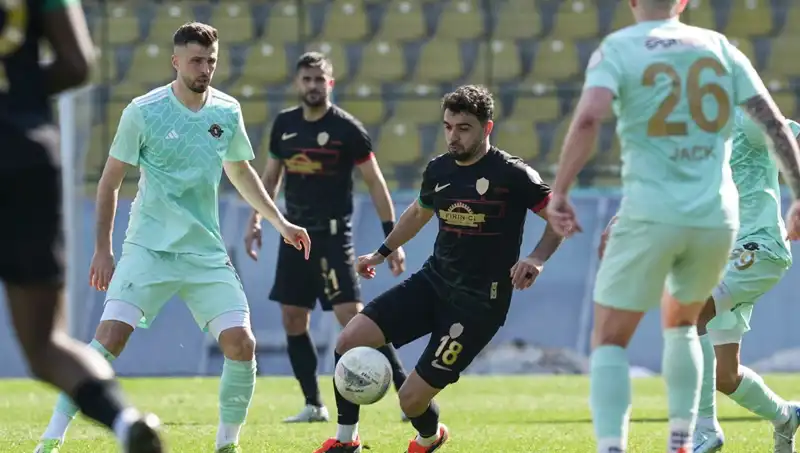 Trendyol 1. Lig'de Heyecan Dolu Maç: Esenler Erokspor ve Amed Sportif Beraber Kaldı