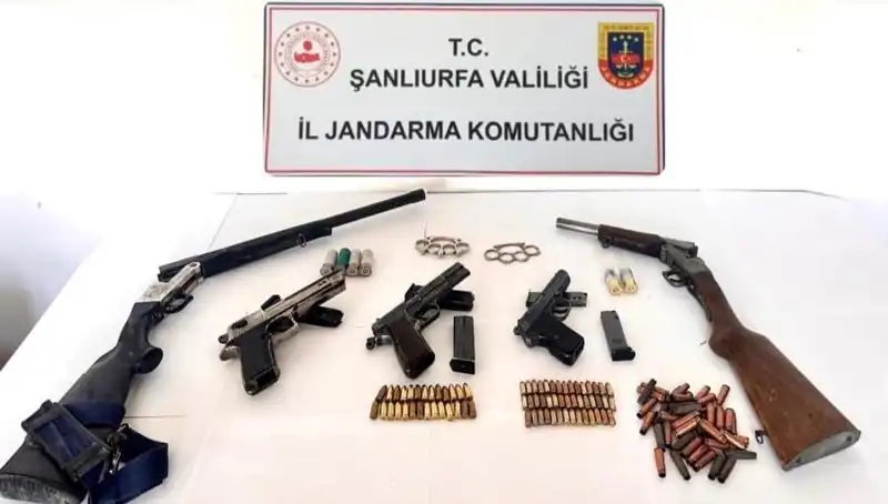 Şanlıurfa'da Ruhsatsız Silah Operasyonunda 5 Tutuklama Gerçekleşti