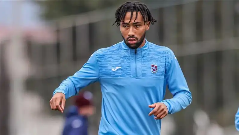 Trabzonspor'a Folcarelli'den Üzücü Gelişme: Yıldız Oyuncu Sakatlandı
