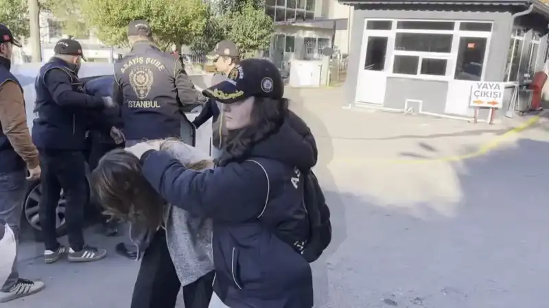 İstanbul’da Suç Örgütlerine Dev Operasyon: İki Kadın Tetikçi Yakalandı