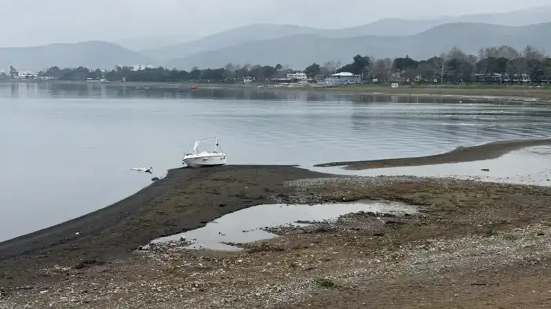 İznik Gölü'nde Kuraklık Krizi: Yağışlar Yetersiz Kalıyor